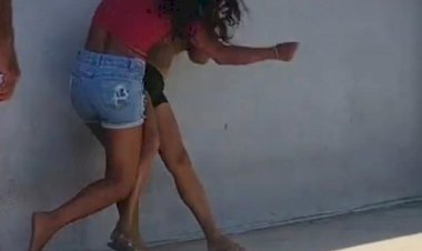 Mulher invade casa e agride ex-companheira por não aceitar fim do relacionamento, em Porto Velho