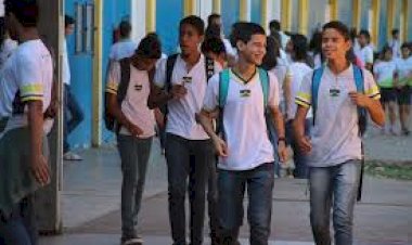 Parlamentares aprovam R$ 3 milhões para premiar escolas públicas com melhores índices de alfabetização em Rondônia