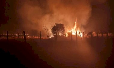 Incêndio em residência assusta moradores e mobiliza equipes de emergência em Cerejeiras