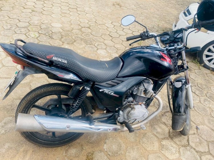 Polícia recupera moto furtada e prende suspeito em flagrante em Vilhena