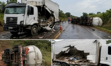 Colisão entre caminhão-baú e caminhão-tanque causa destruição na BR-364 próximo a Extrema