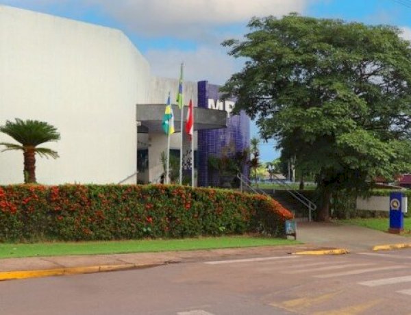 Homem é condenado a mais de 20 anos por homicídio em bar de Espigão do Oeste