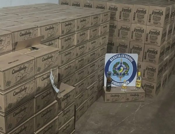 Fiscalização apreende carga de bebidas escondida em meio a cimento e evita prejuízo de R$ 160 mil em Vilhena