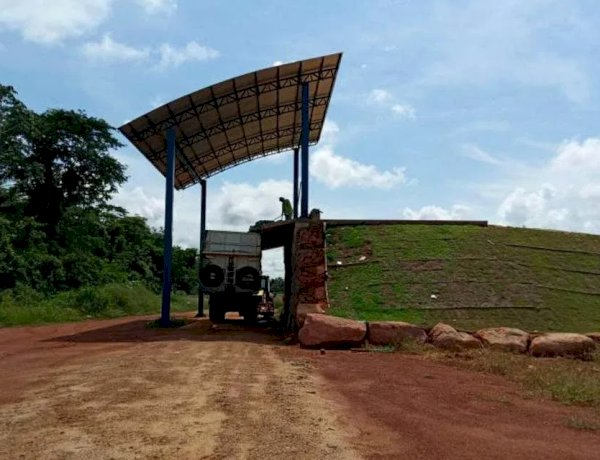Dupla é presa em flagrante por furto de fios da rede elétrica em área pública de Cerejeiras