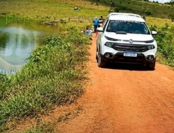 Três pessoas da mesma família morrem após carro cair em represa em Rondônia