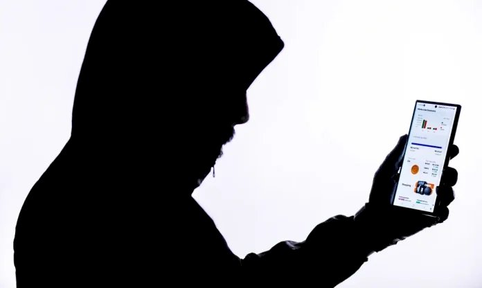 Idosa cai em golpe de falso sequestro em Vilhena e pede socorro por WhatsApp