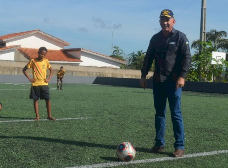 Com apoio de Ezequiel Neiva, Vilhena receberá novos campos esportivos em três bairros