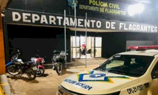 Homem é preso após ameaçar vizinhos com faca e fazer ofensas racistas e homofóbicas em Porto Velho