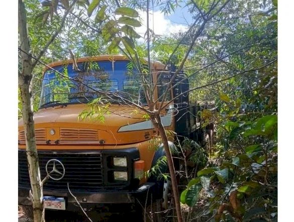 Ação conjunta da PM e PRF recupera caminhão roubado e prende suspeitos em Vilhena