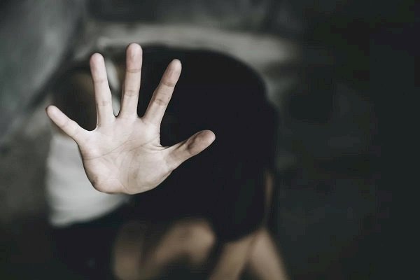 Jovem denuncia violência sexual e dois suspeitos são detidos durante investigação em Vilhena