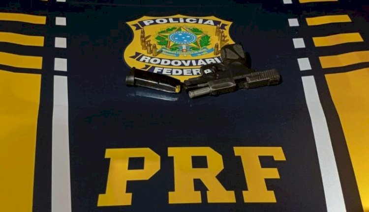 Homem é preso com pistola 9mm e munições durante fiscalização da PRF na BR-364