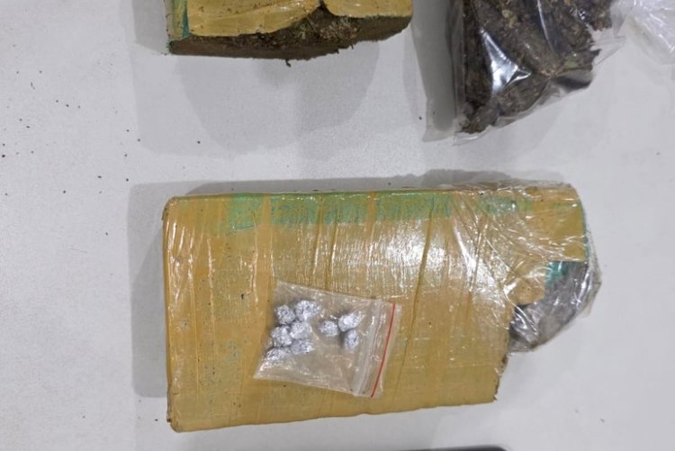 PM prende duas mulheres e apreende cerca de 1 kg de haxixe durante operação contra o tráfico em Vilhena