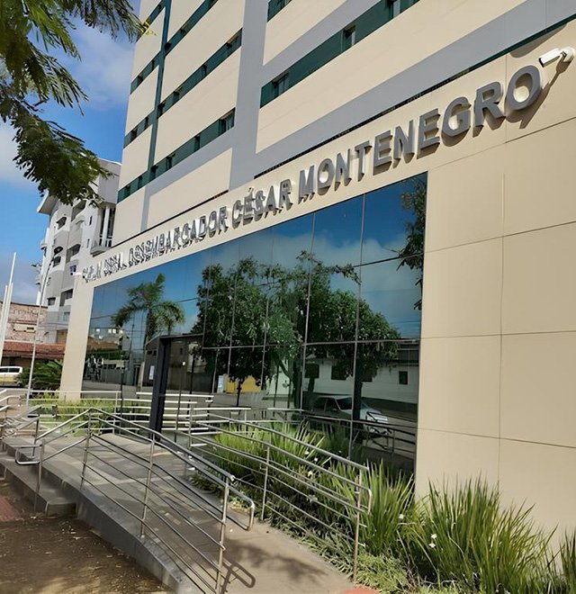 Dentista investigado por suposta transmissão intencional de HIV presta depoimento à Justiça em Porto Velho