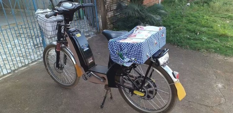 Bicicleta elétrica é levada de varanda de residência durante a madrugada em Cerejeiras